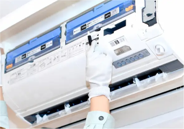 お掃除機能付きエアコンクリーニング